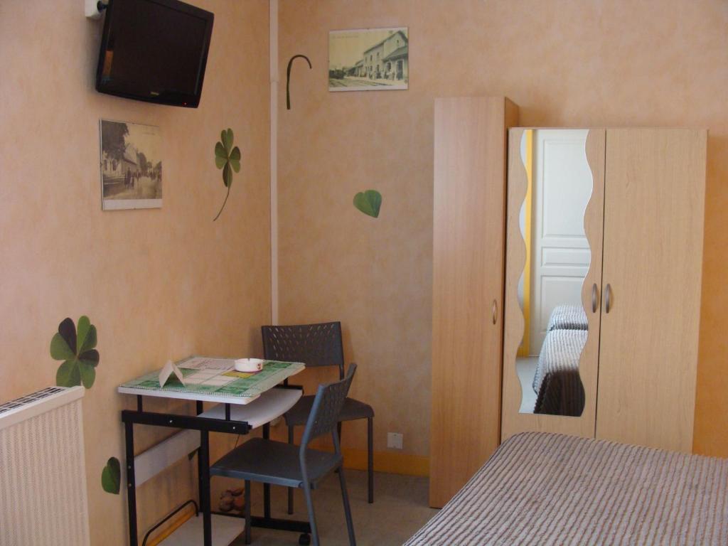 Hôtel de L'Arrivée Fouras Quarto foto