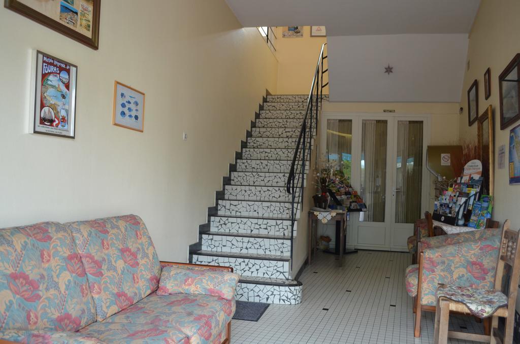 Hôtel de L'Arrivée Fouras Exterior foto